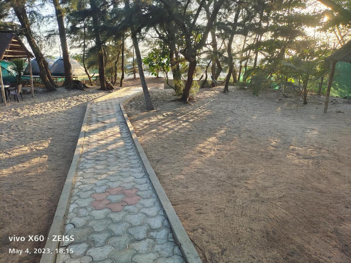His Grace Sea View Cottages - Private Beach At Malpe ウドゥピ エクステリア 写真